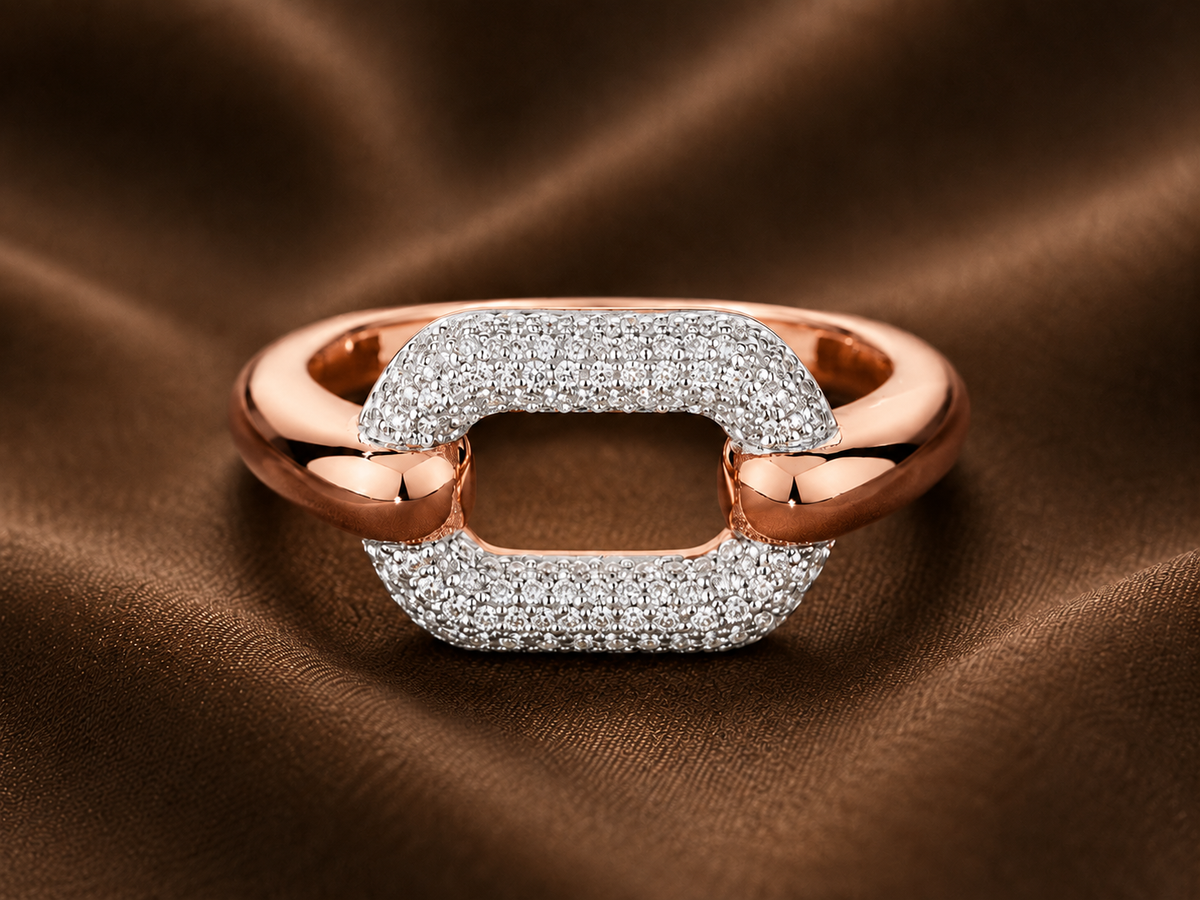 The Novastella Natural Diamond Link Ring