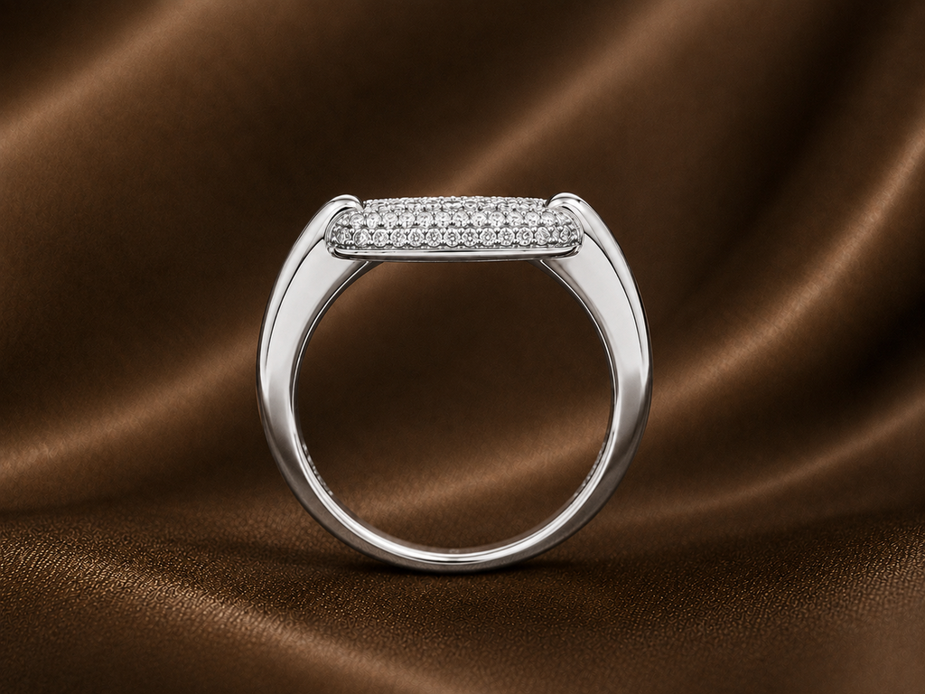 The Novastella Natural Diamond Link Ring