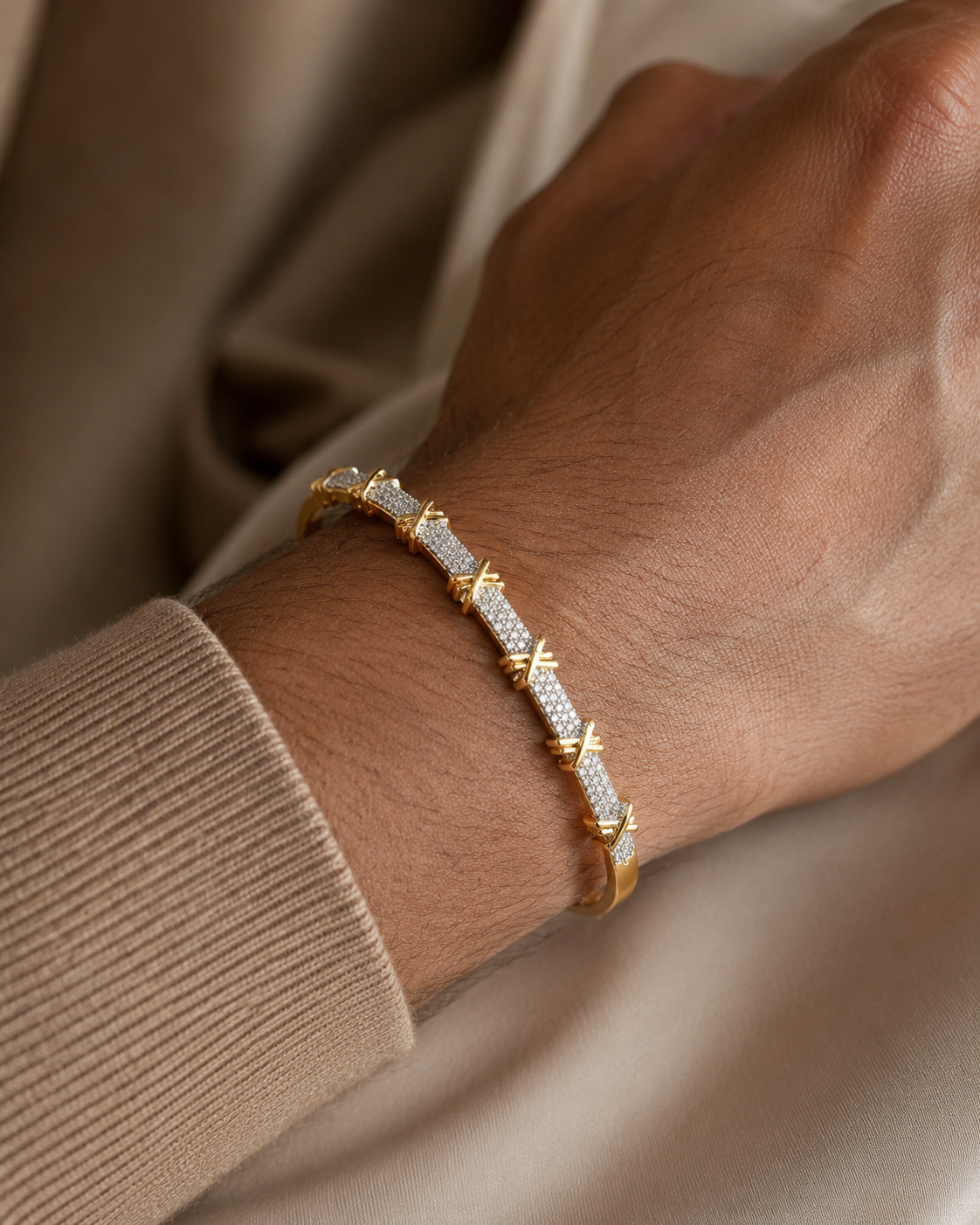 Gold & Natural Diamond Cuff