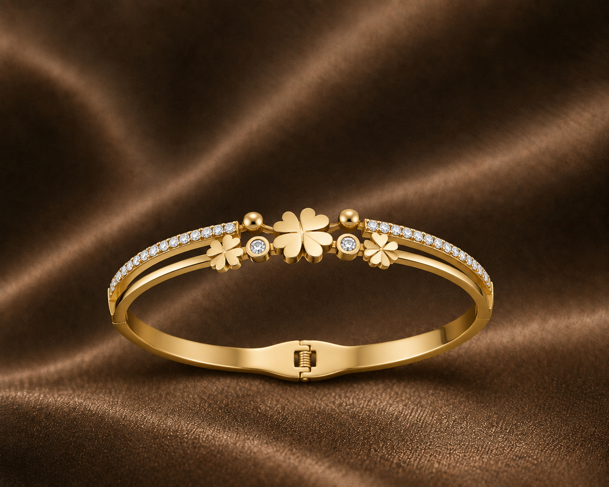 Split-Band Diamond Clover Bangle