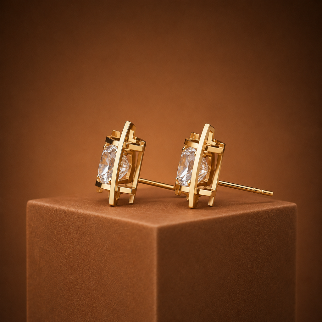 The Cage-Set Diamond Solitaires