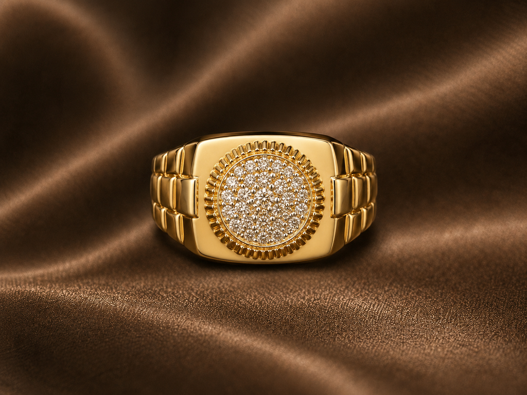 The Executive Fluted Medallion Ring