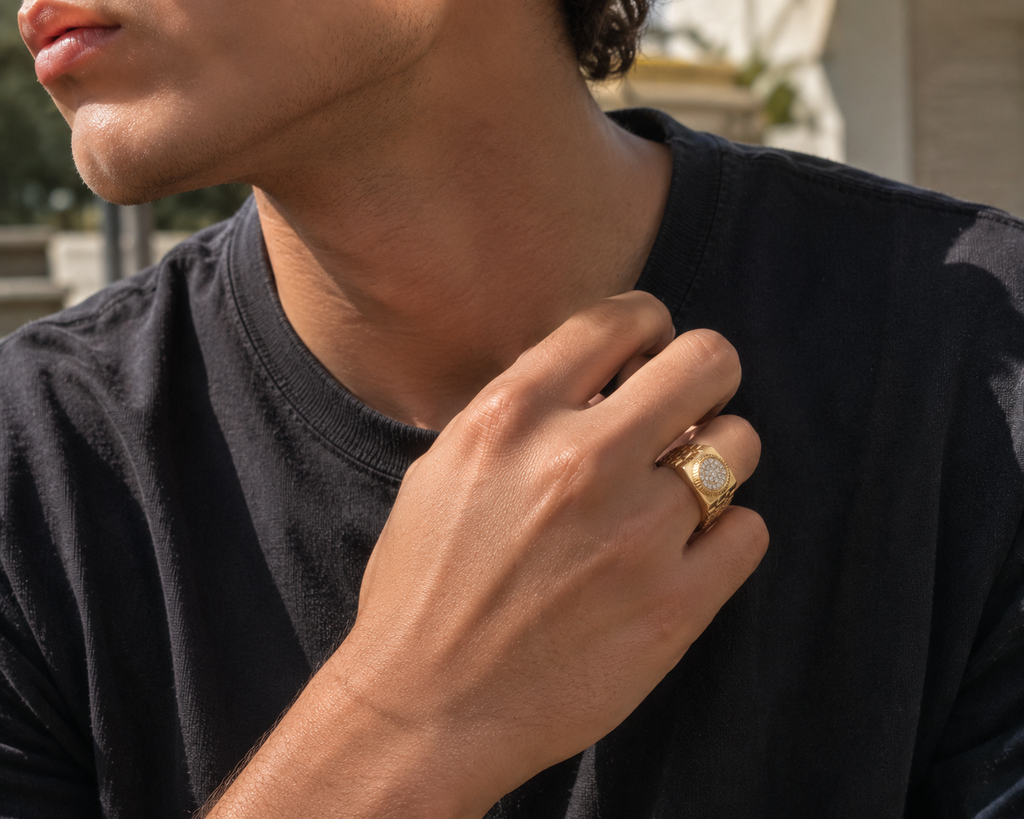 The Executive Fluted Medallion Ring
