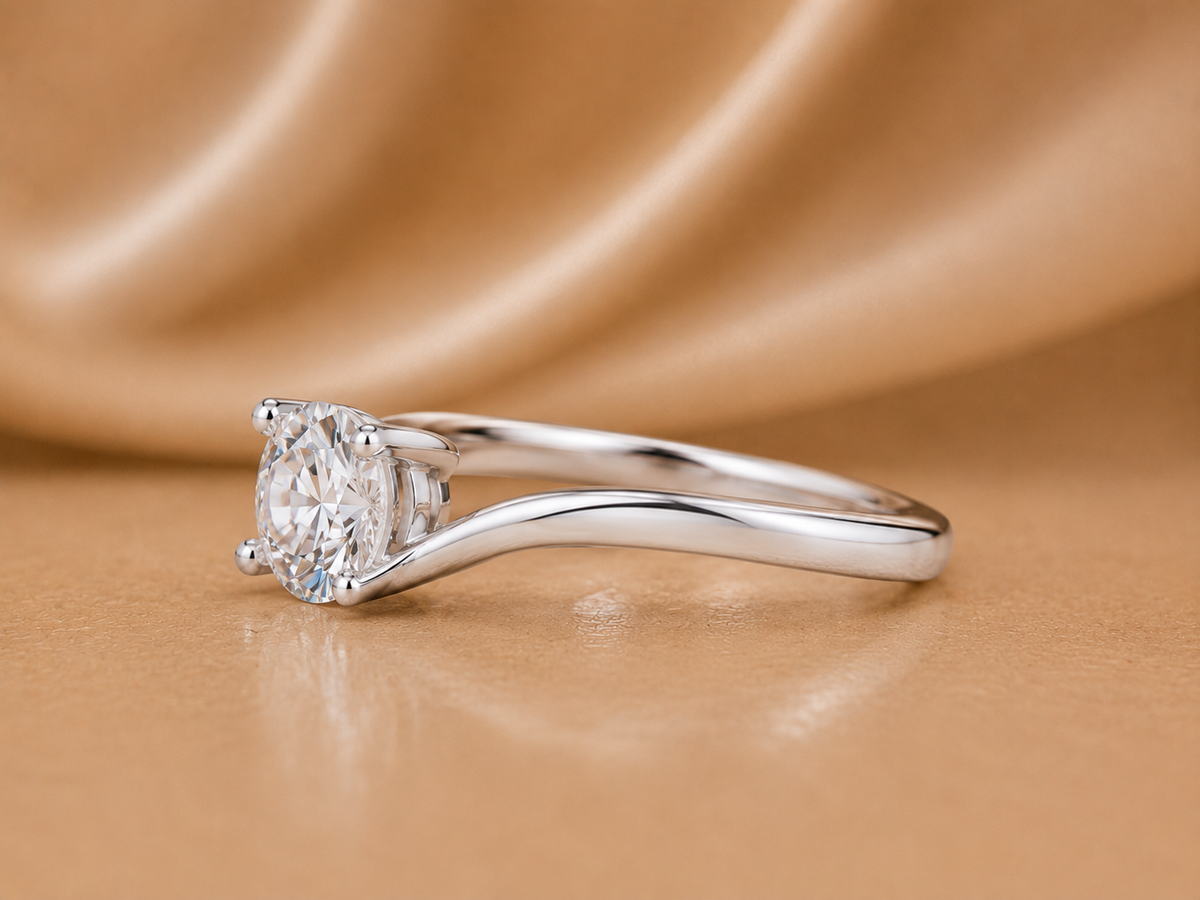 The Novastella  Infinity Twist Certified Lab-Grown Diamond Ring