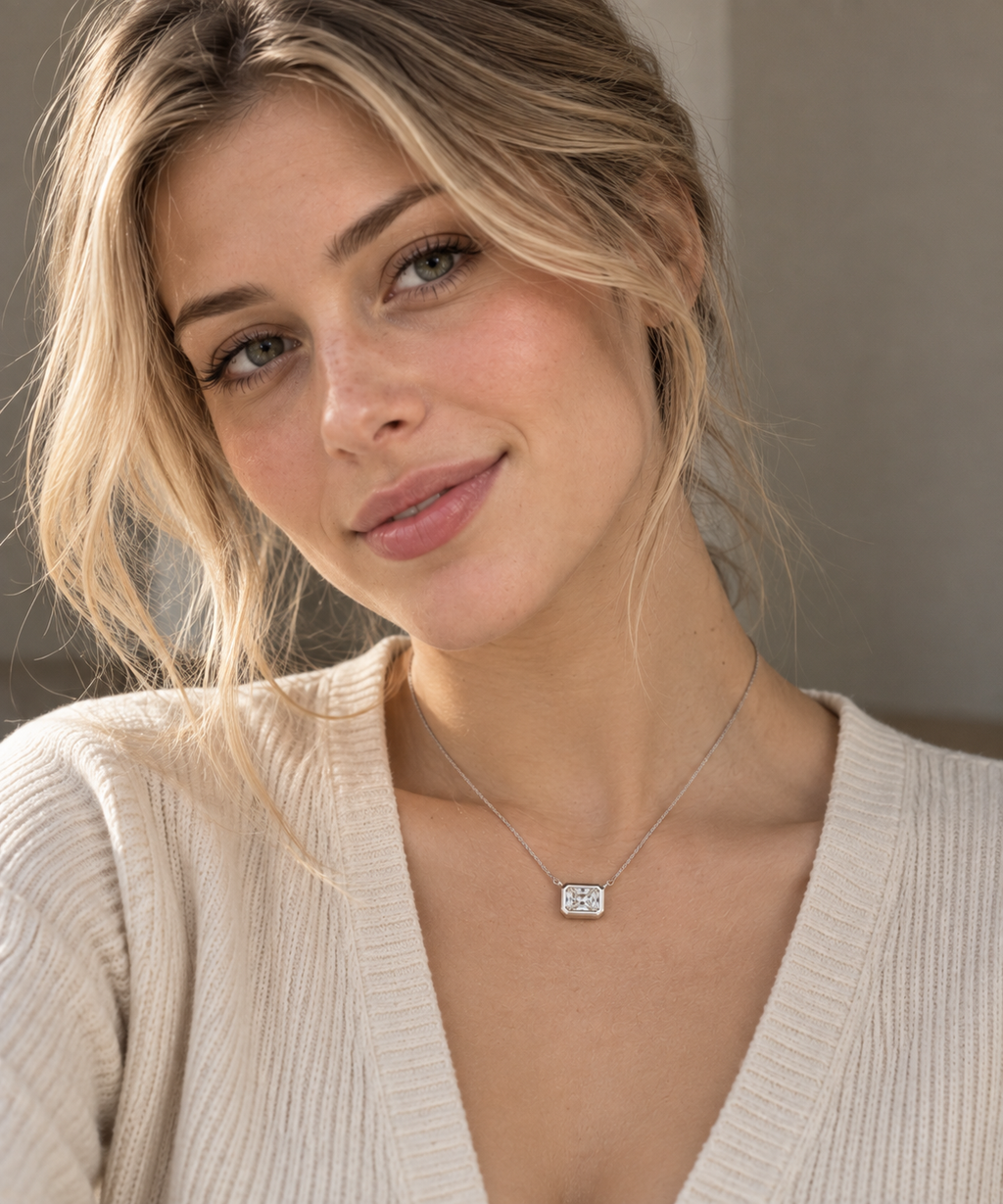 The Heavy Bezel Diamond Pendant