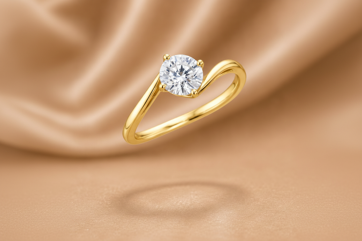 Yellow Gold - Top Angled